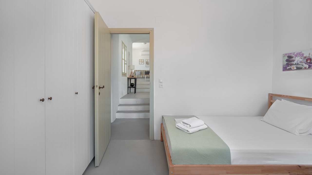 Photo of Bedroom in Serifos