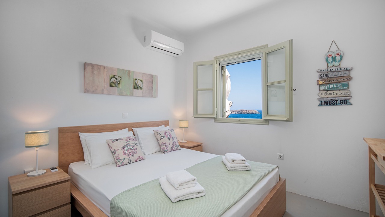 Photo of Bedroom in Serifos
