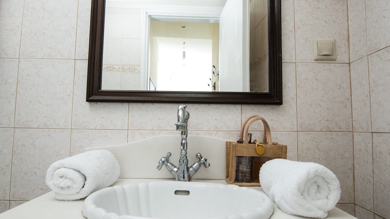 Photo of Bathroom in Faistos