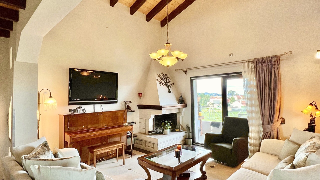 Photo of Livingroom in Acharavi