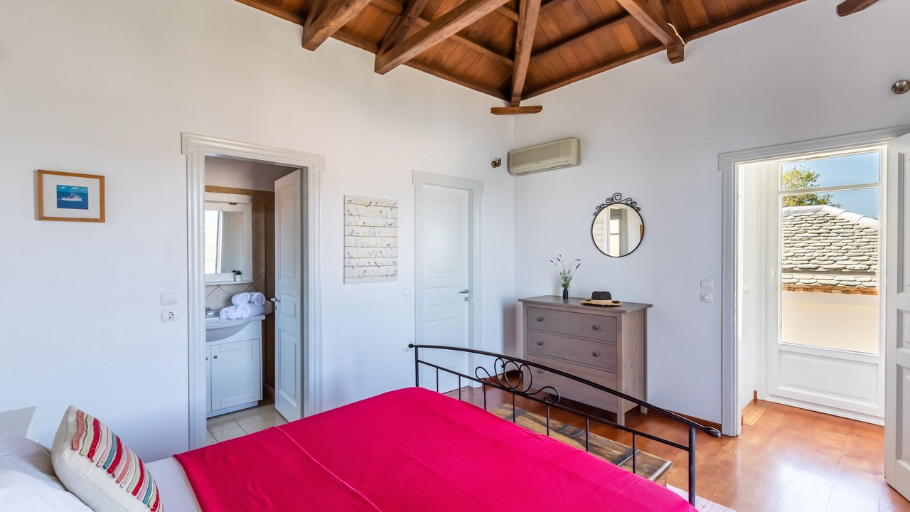 Photo of Bedroom in Skopelos
