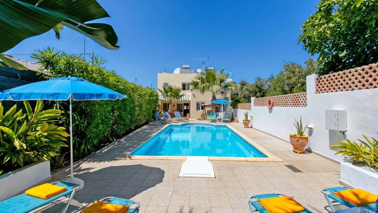Photo of Others in Old Hersonissos