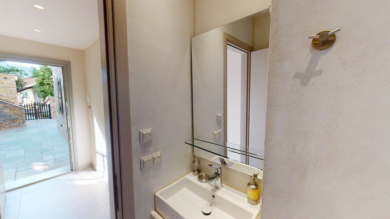 Photo of Bathroom in Zagora-Mouresi