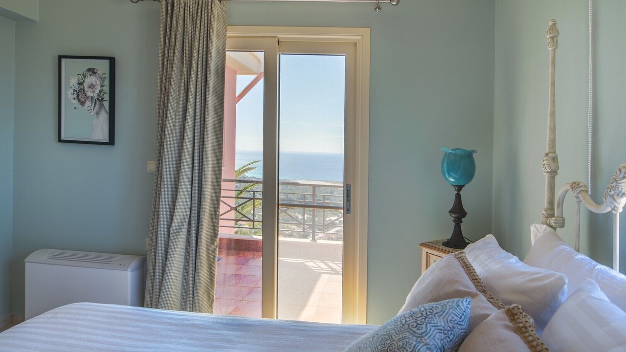 Photo of Bedroom in Menegata