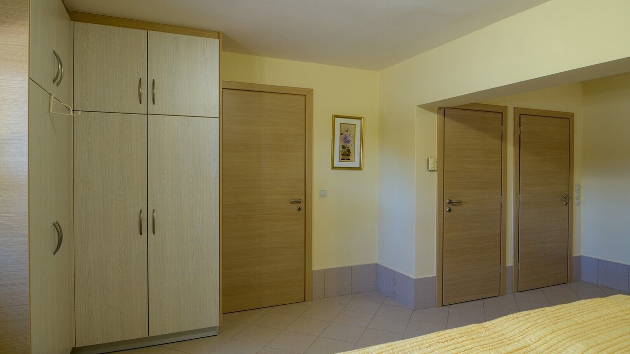 Photo of Bedroom in Menegata