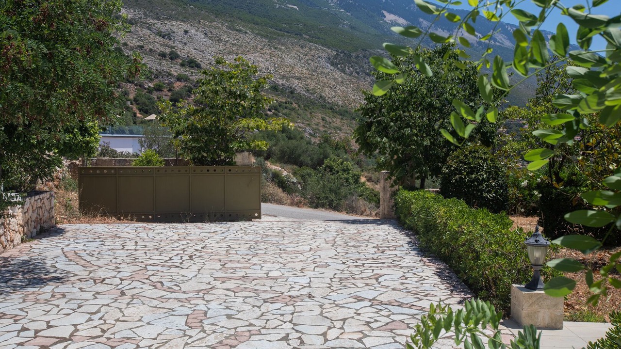 Photo of Outdoor in Mousata