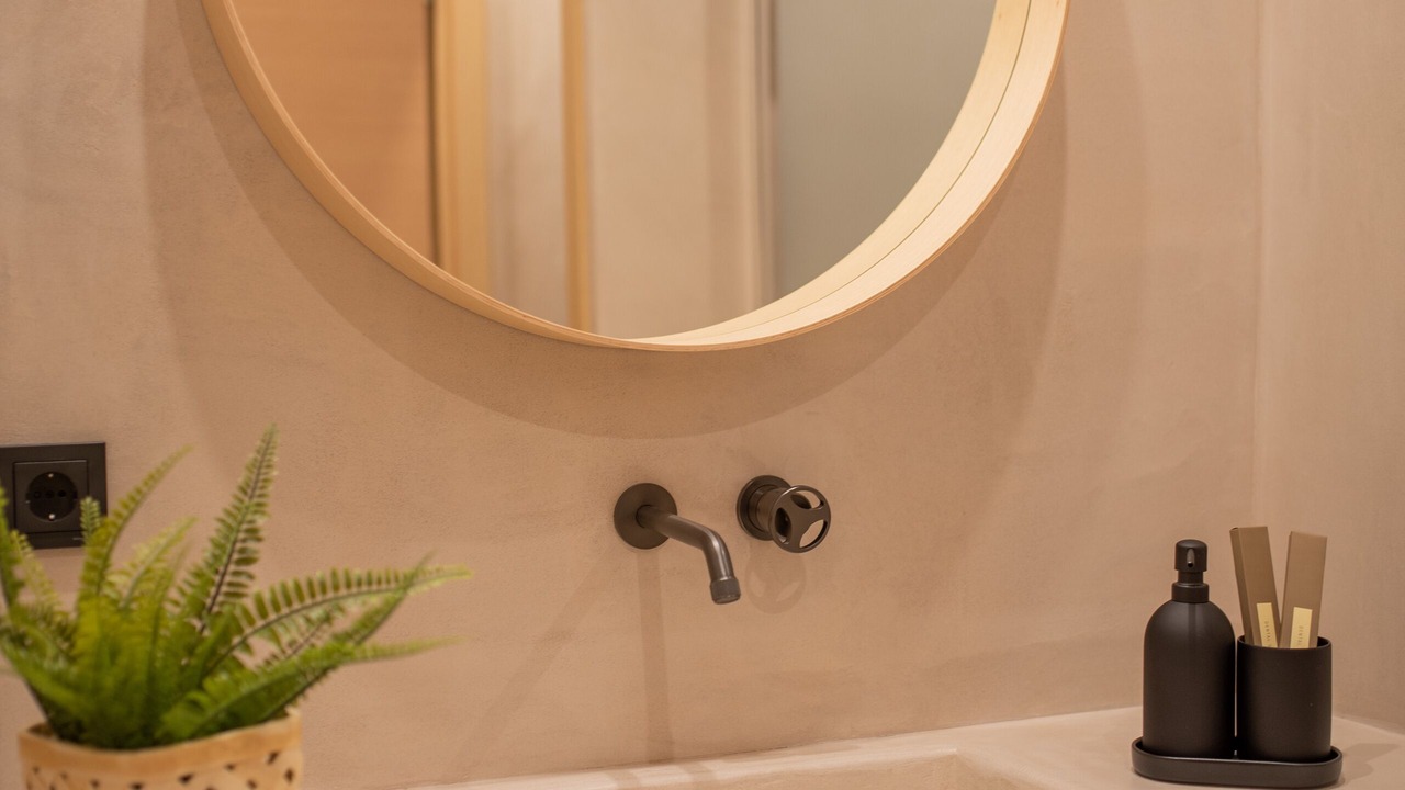 Photo of Bathroom in Ios