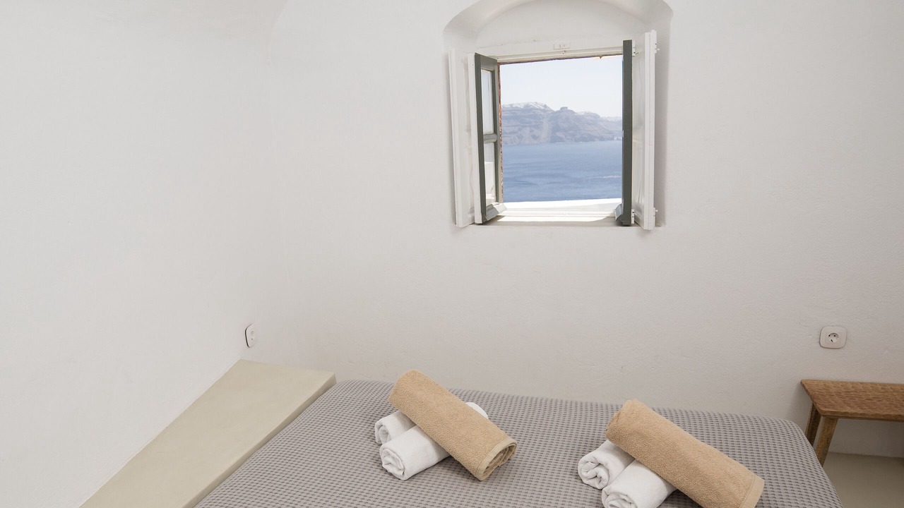 Photo of Bedroom in Kamari
