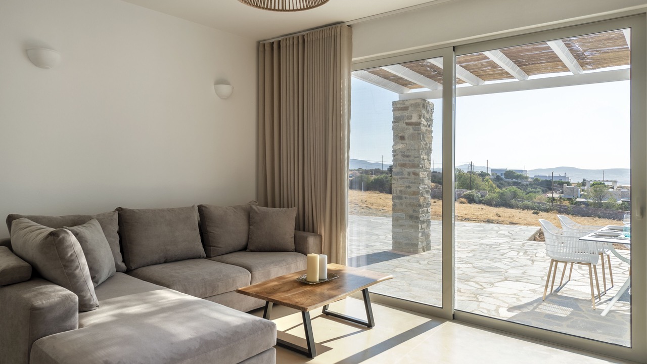Photo of Livingroom in Paros