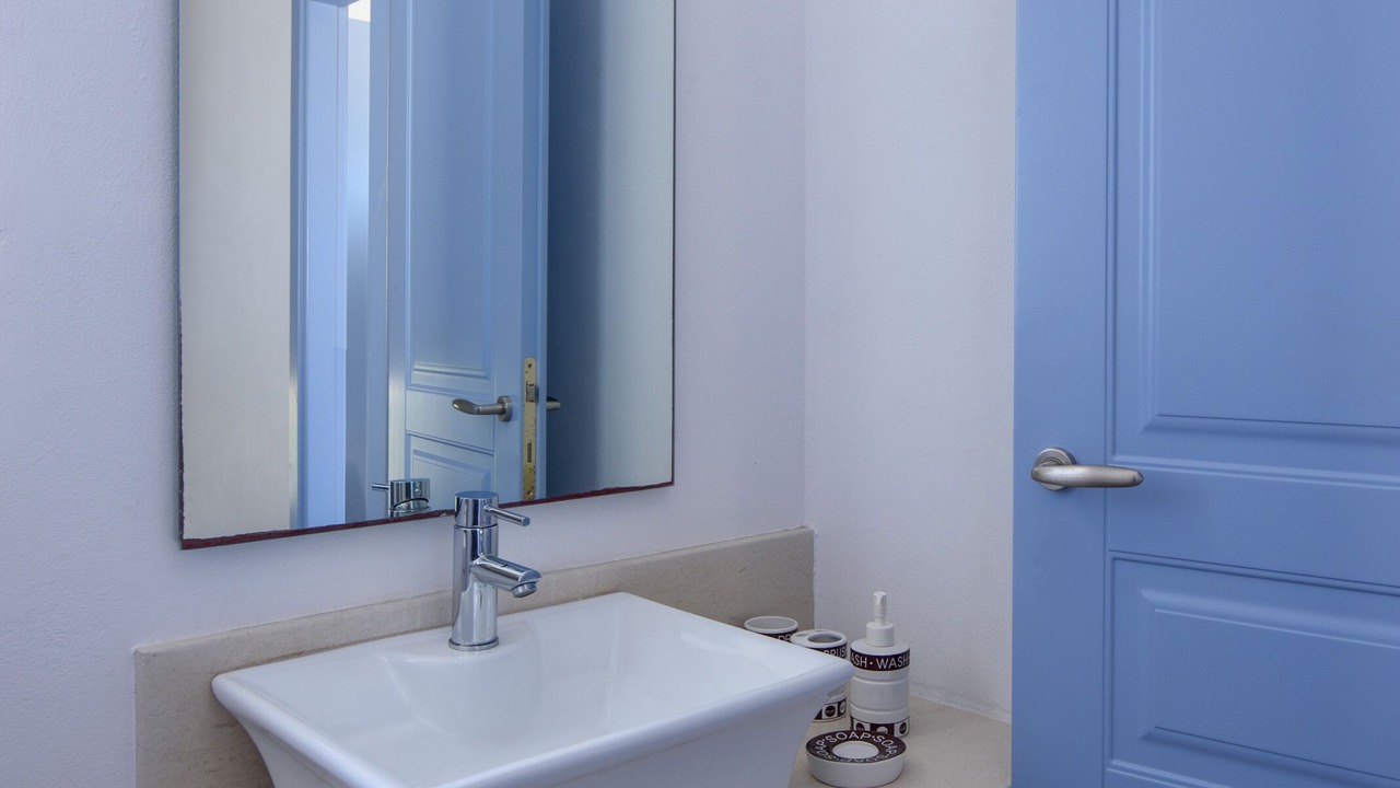 Photo of Bathroom in Antiparos