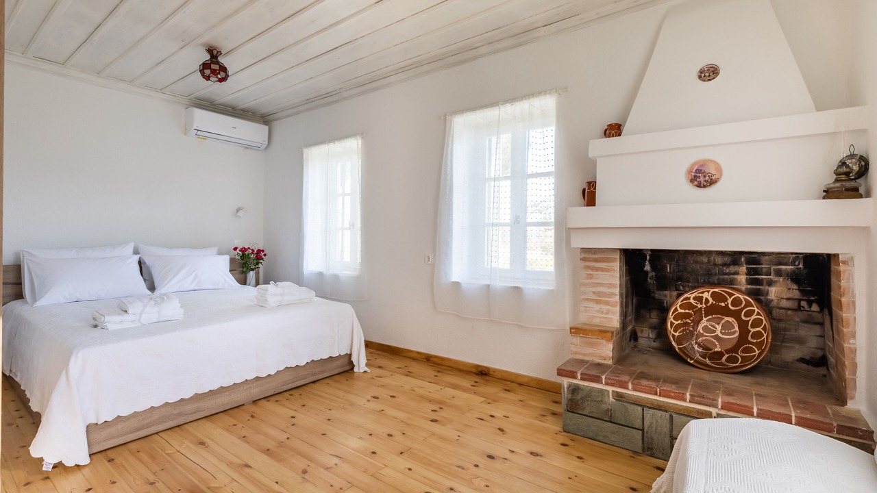 Photo of Bedroom in Skopelos