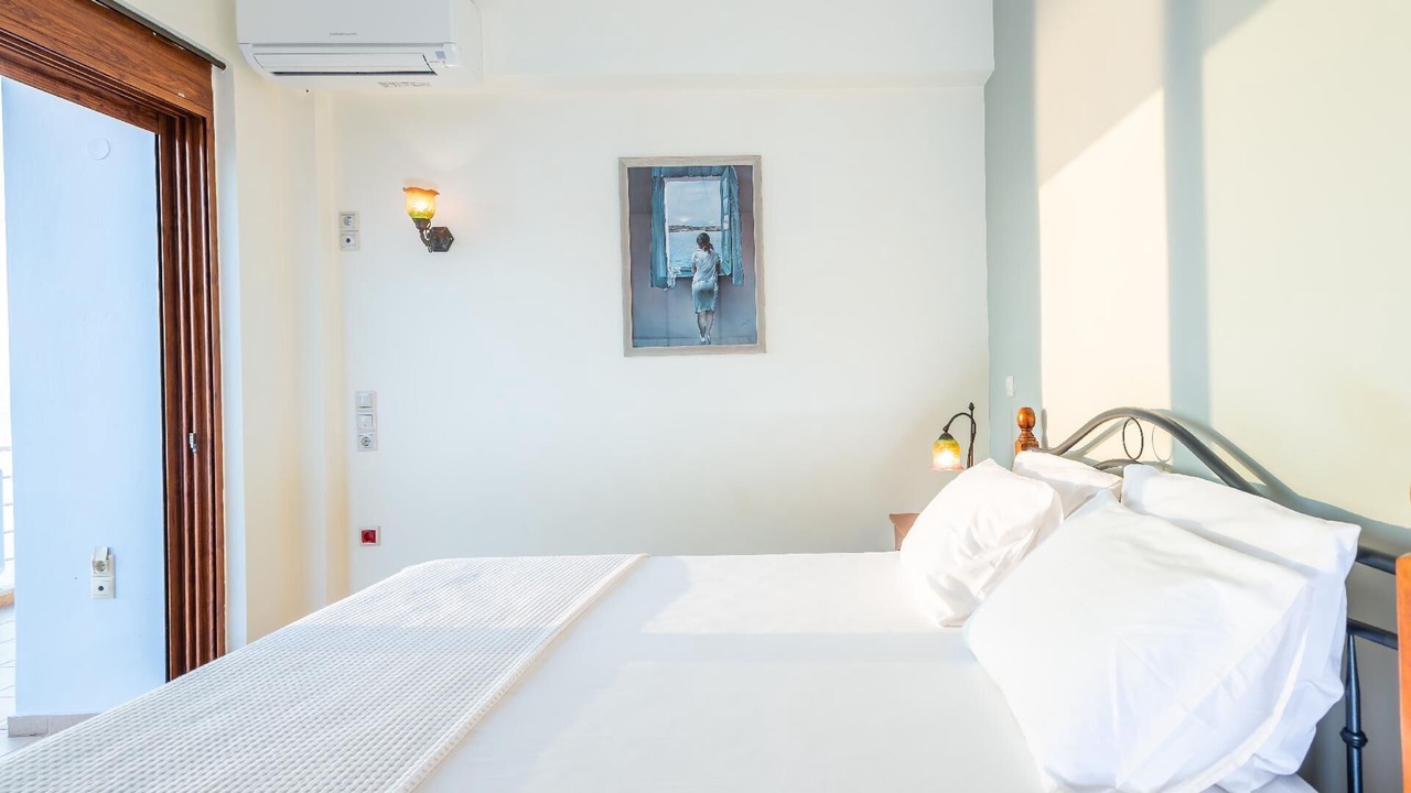 Photo of Bedroom in Evgiros