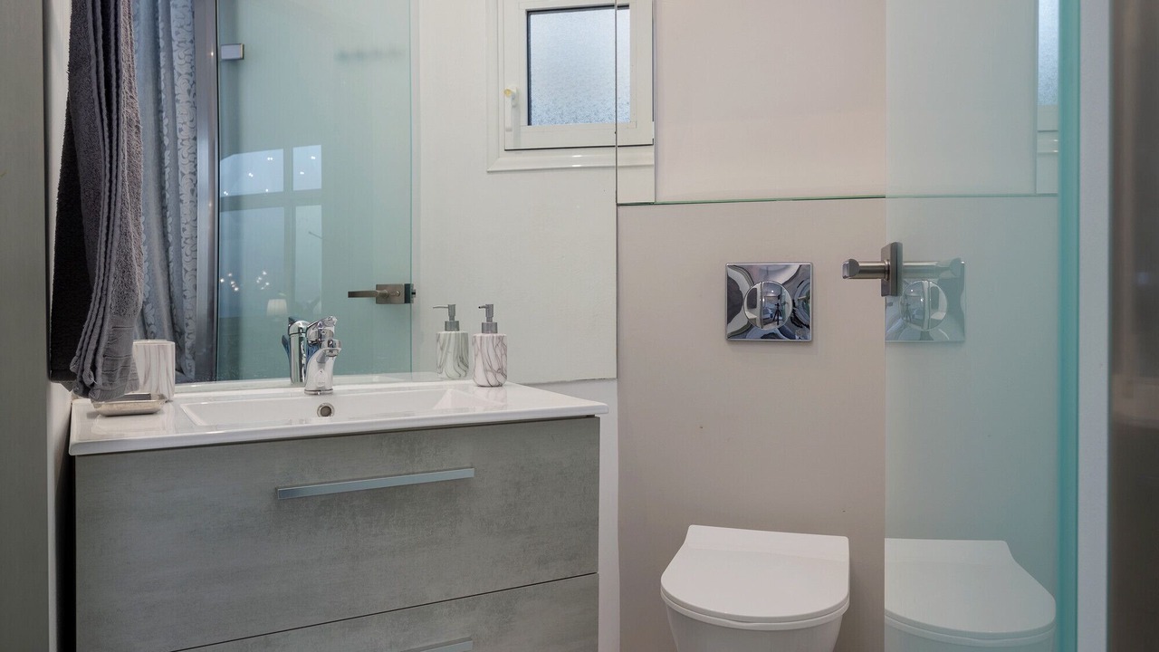 Photo of Bathroom in Skinaria