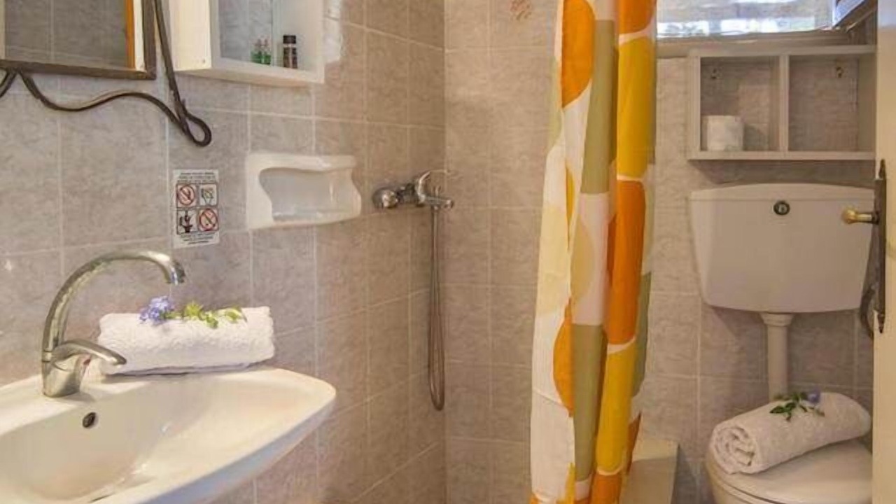 Photo of Bathroom in Gaios
