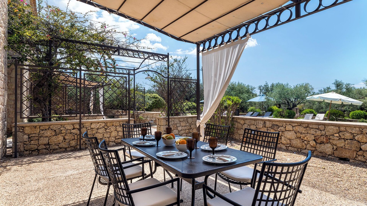 Photo of Patio Balcony in Kardamyli