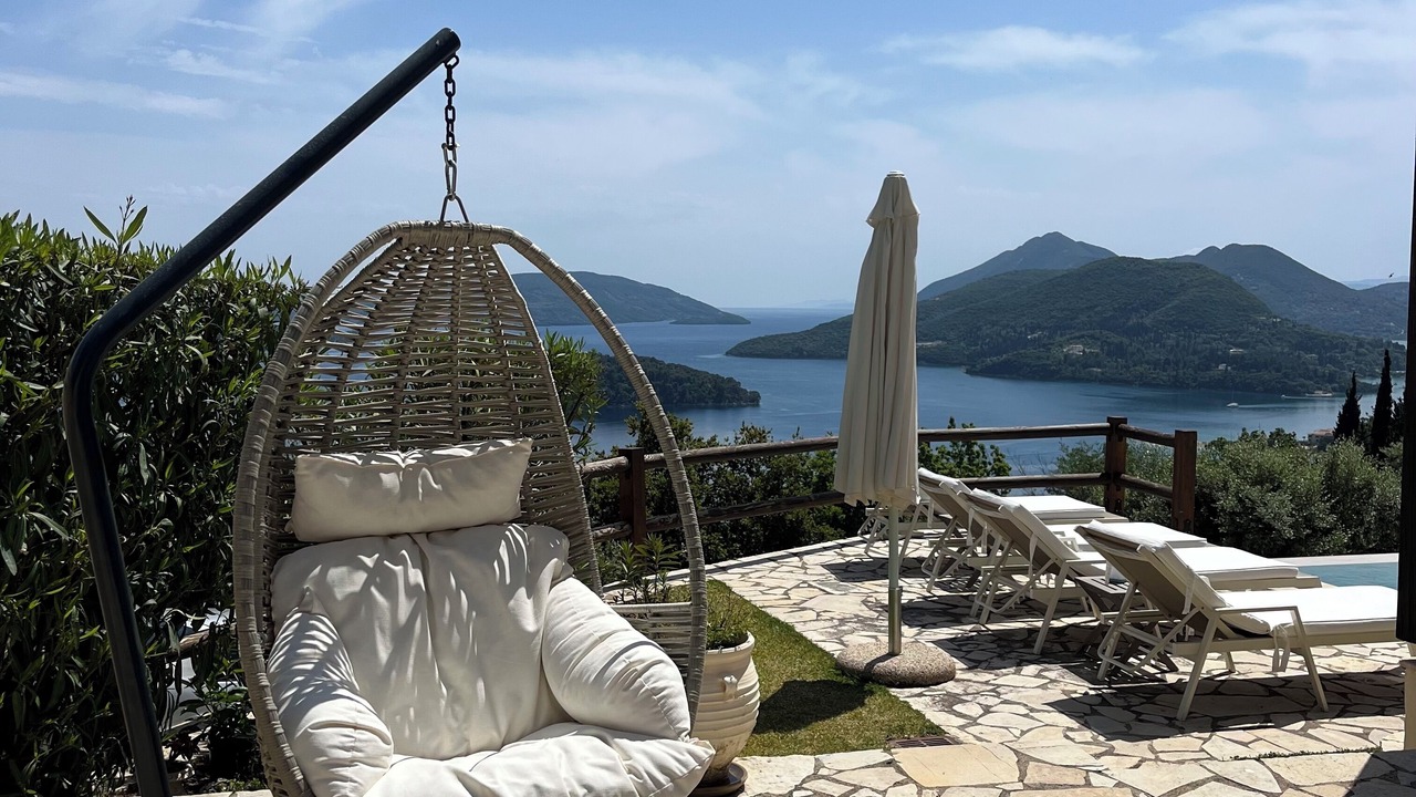 Photo of Patio Balcony in Perigiali