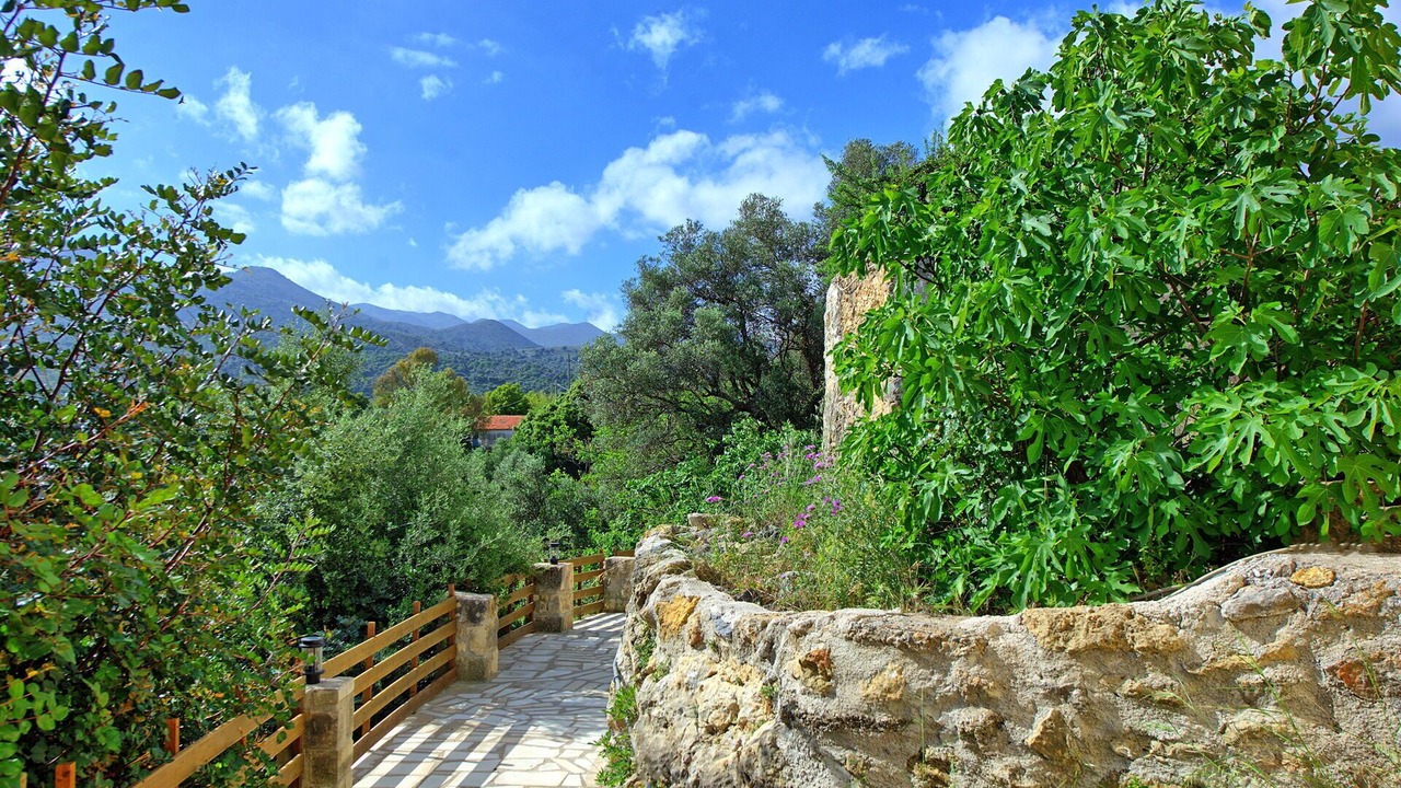 Photo of Outdoor in Embrosneros