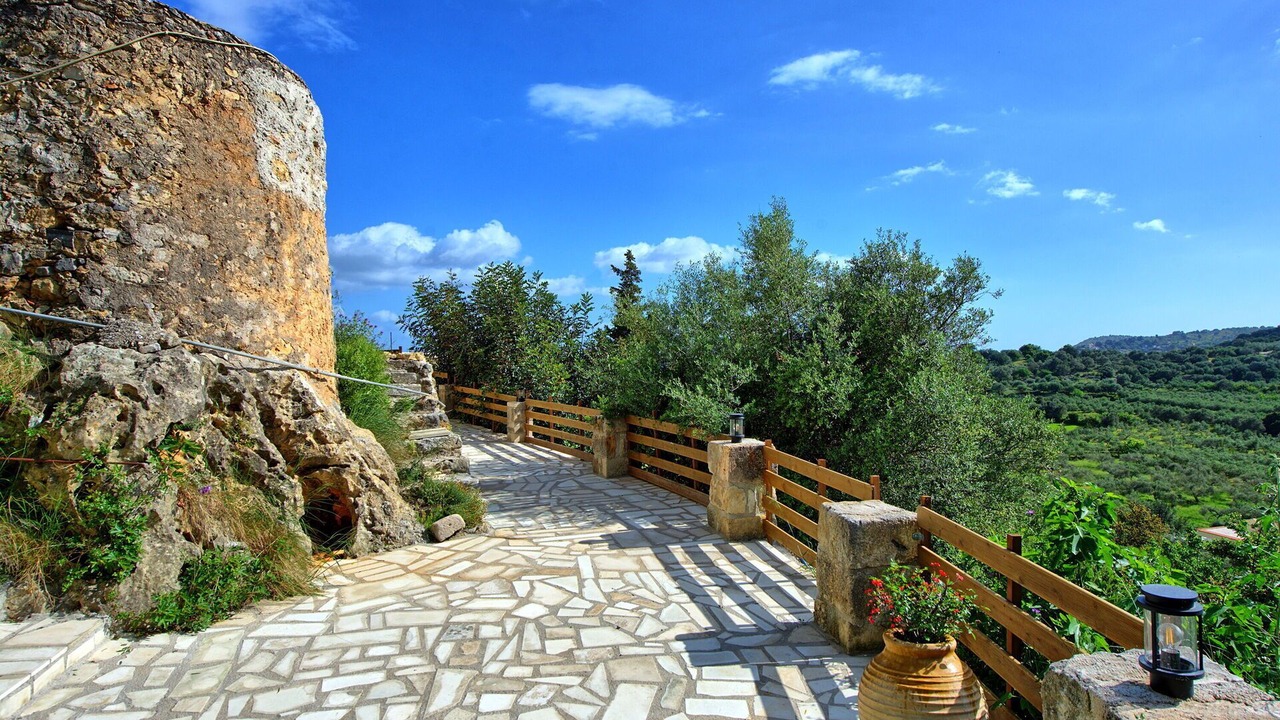 Photo of Outdoor in Embrosneros