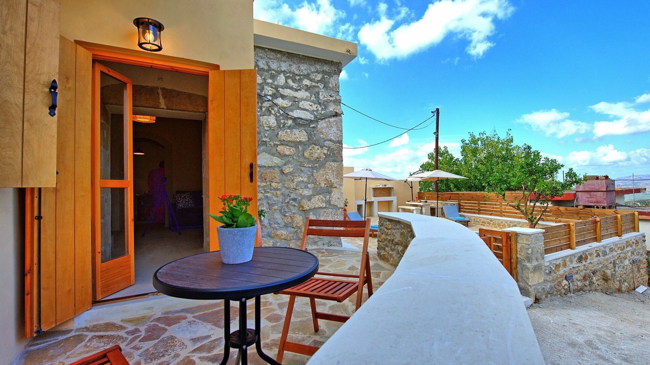 Photo of Outdoor in Embrosneros