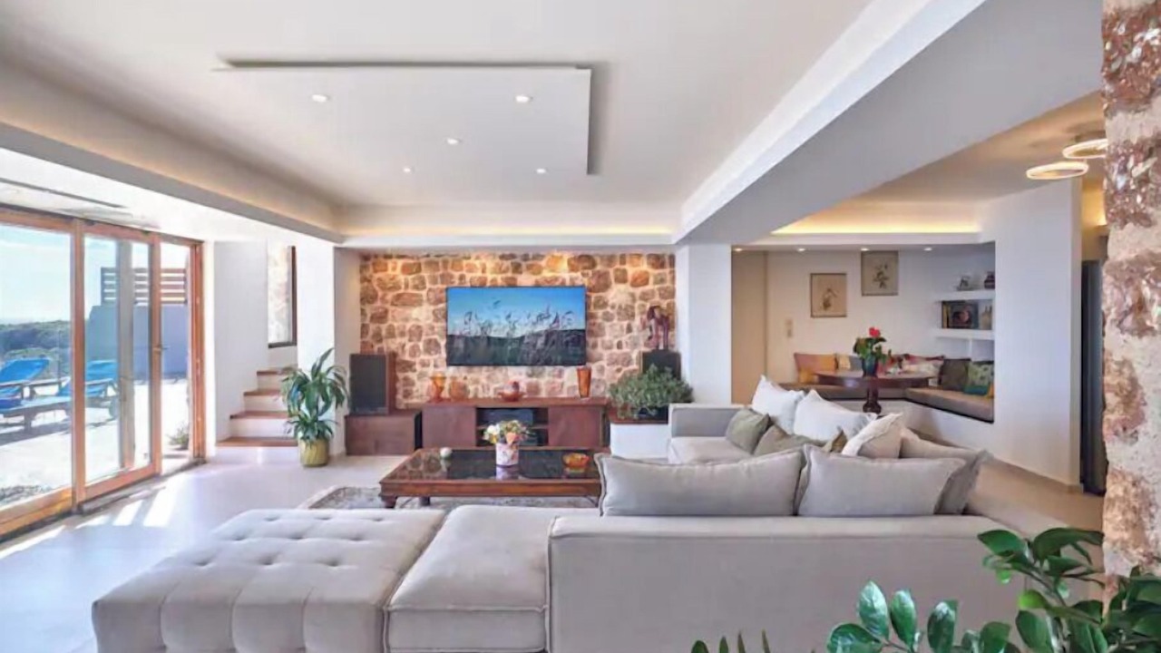 Photo of Livingroom in Ormos Agiou Ioannou