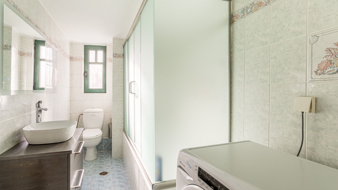 Photo of Bathroom in Kardamyli
