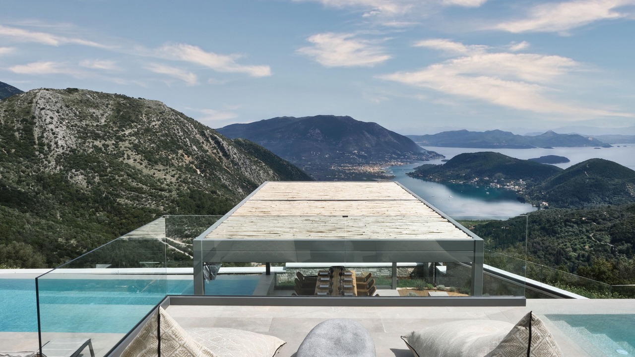 Photo of Outdoor in Evgiros