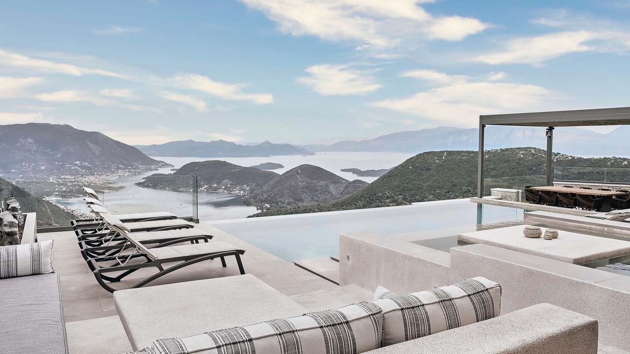 Photo of Outdoor in Evgiros