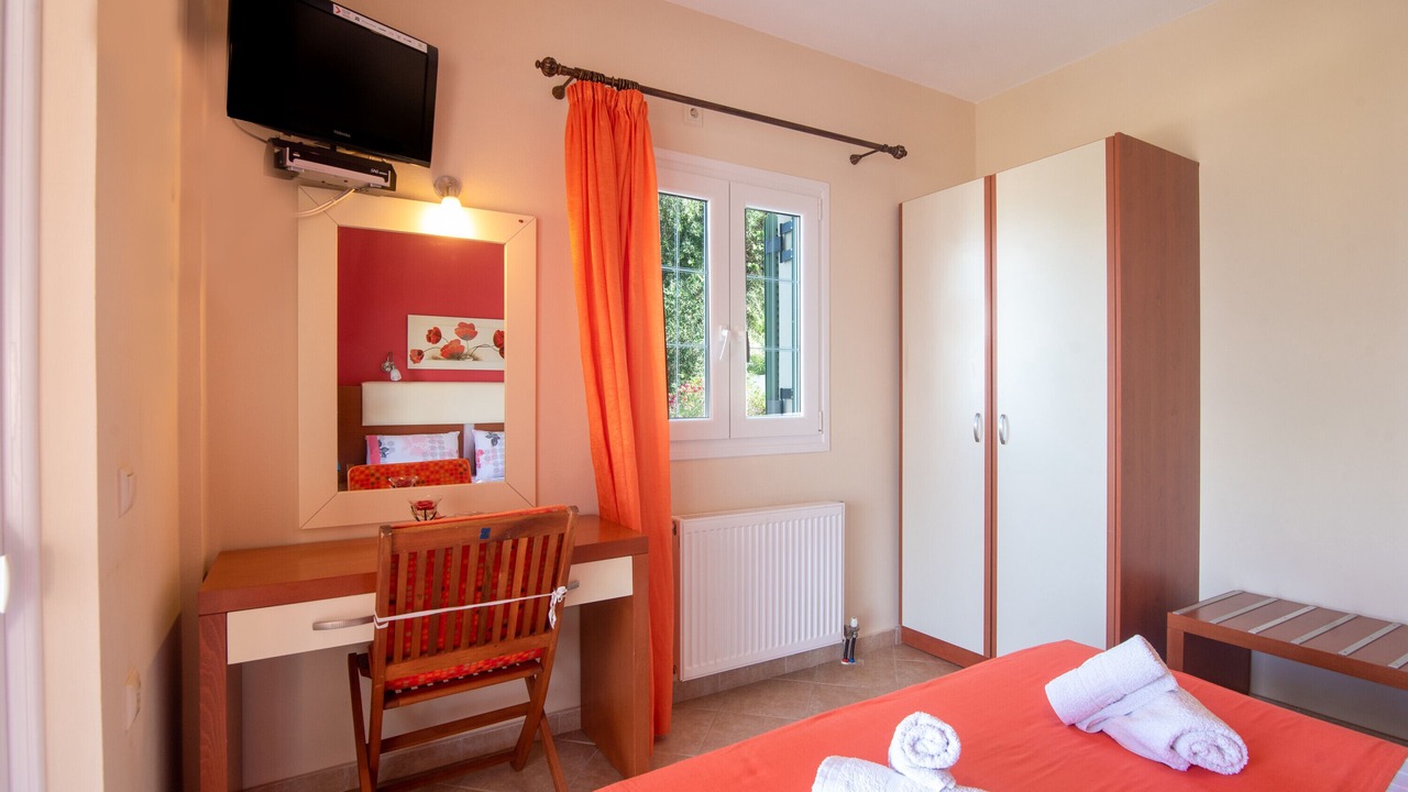Photo of Bedroom in Messonghi