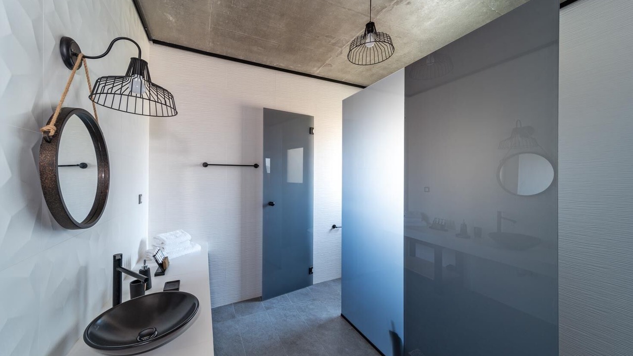 Photo of Bathroom in Lahania