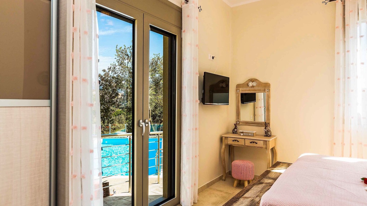 Photo of Bedroom in Monopari