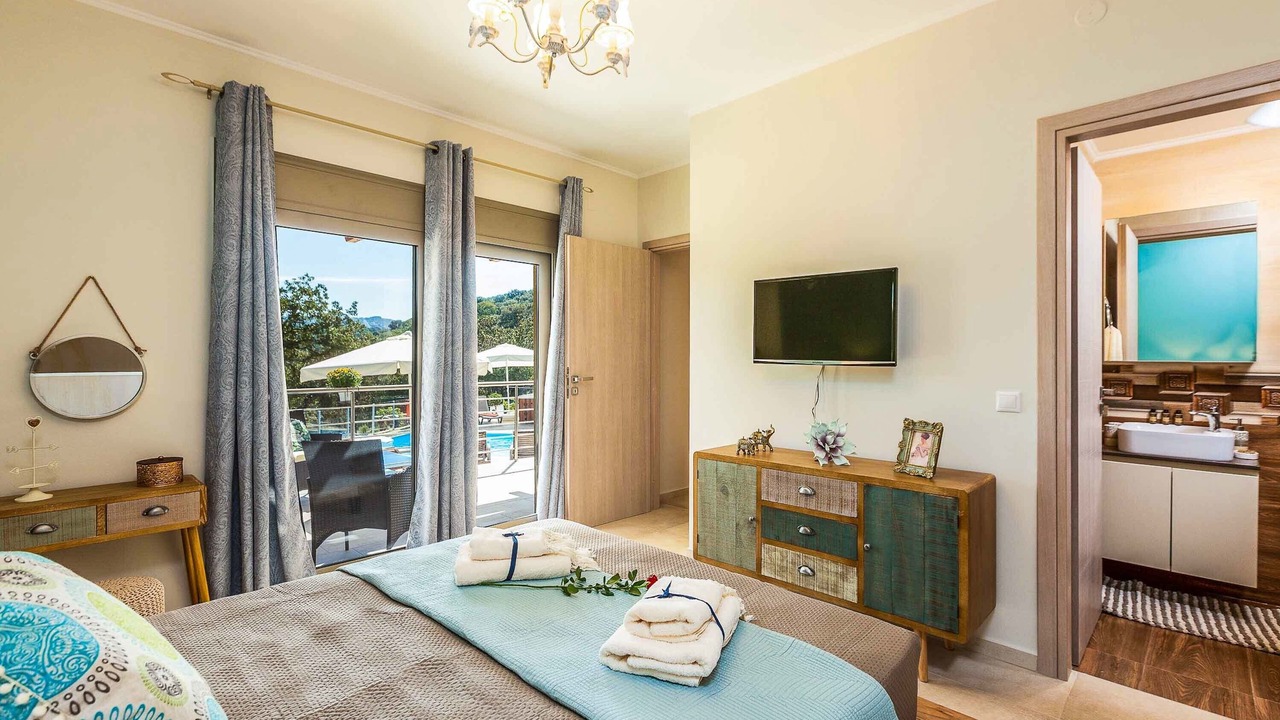 Photo of Bedroom in Monopari