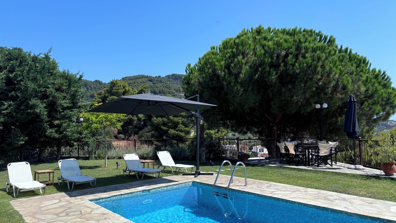 Photo of Outdoor in Glossa