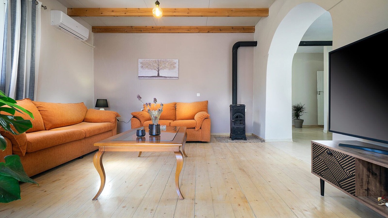 Photo of Livingroom in Kakopetros