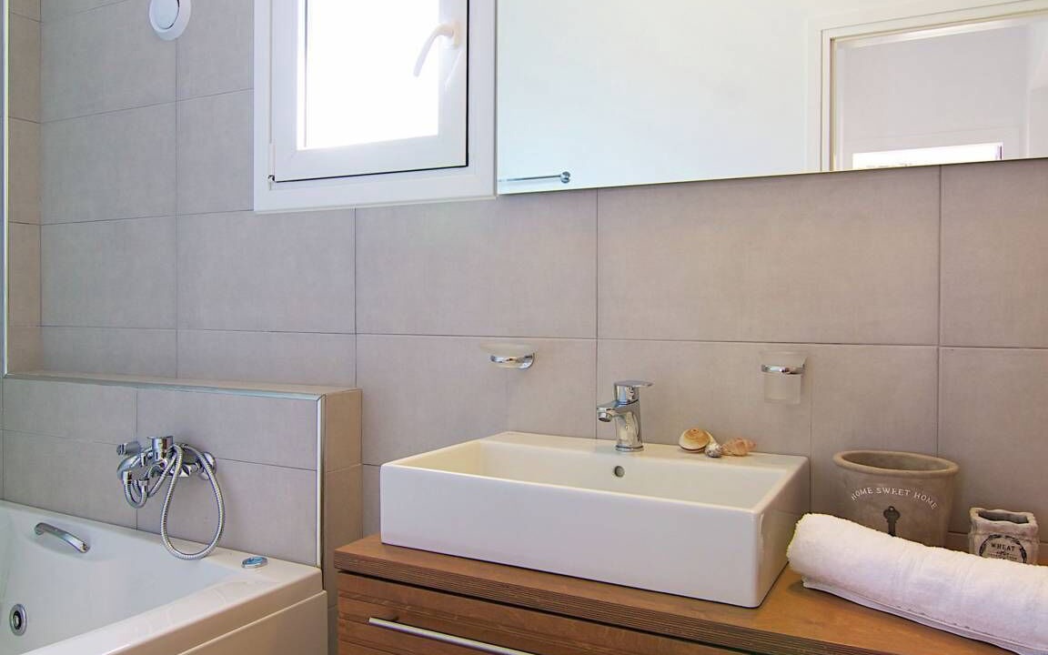 Photo of Bathroom in Kirianna