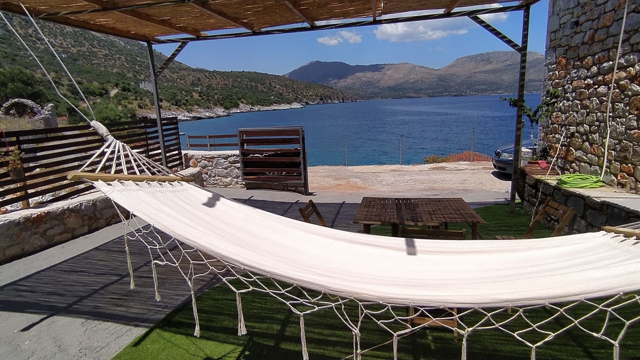 Photo of Outdoor in Omales