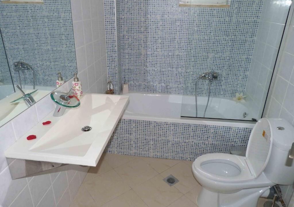Photo of Bathroom in Nopigia