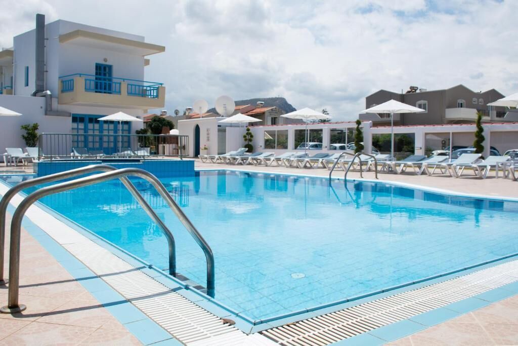 Photo of Outdoor in Aposelemis
