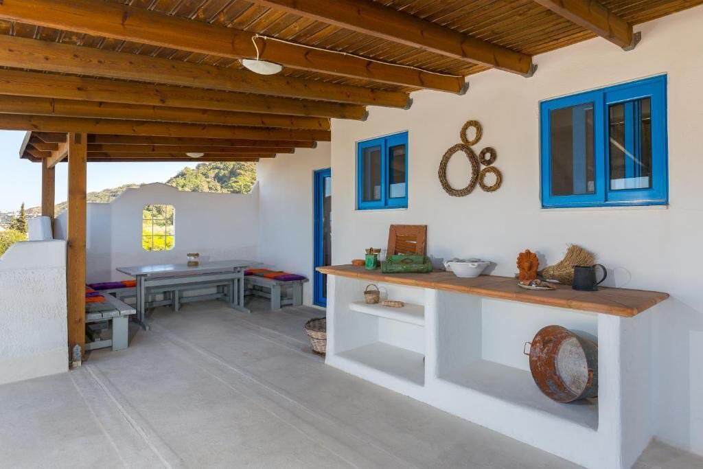 Photo of Outdoor in Ixia