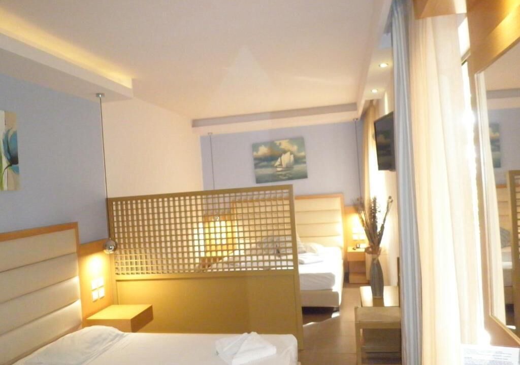 Photo of Bedroom in Violi Charaki