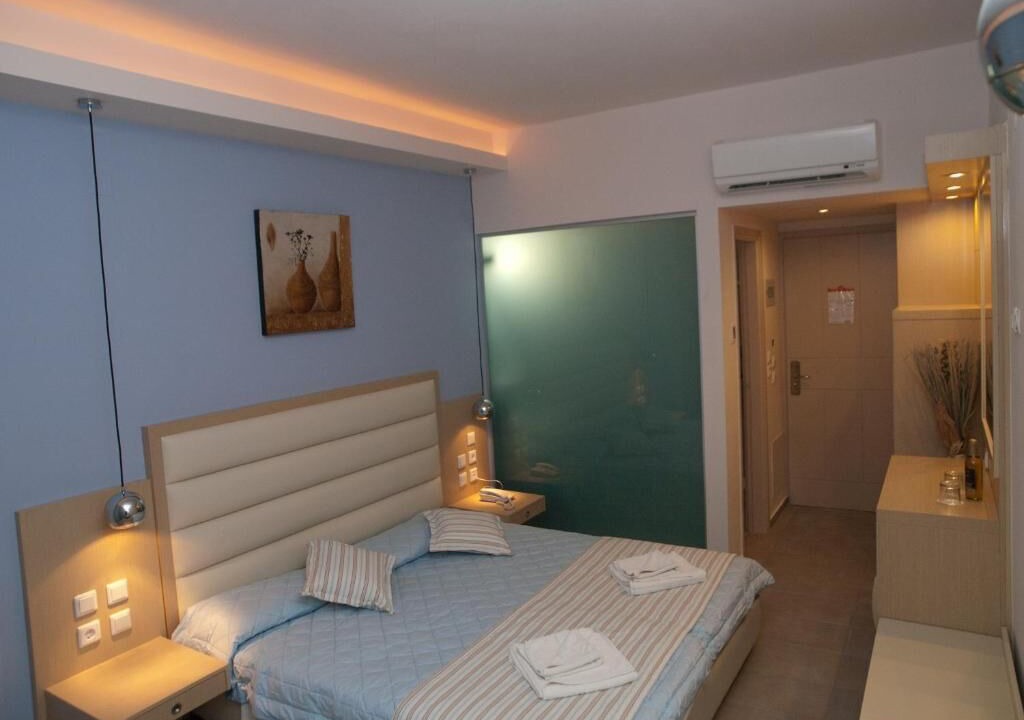 Photo of Bedroom in Violi Charaki