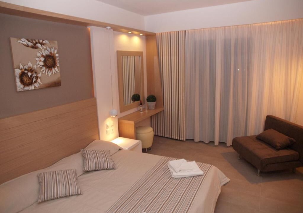 Photo of Bedroom in Violi Charaki