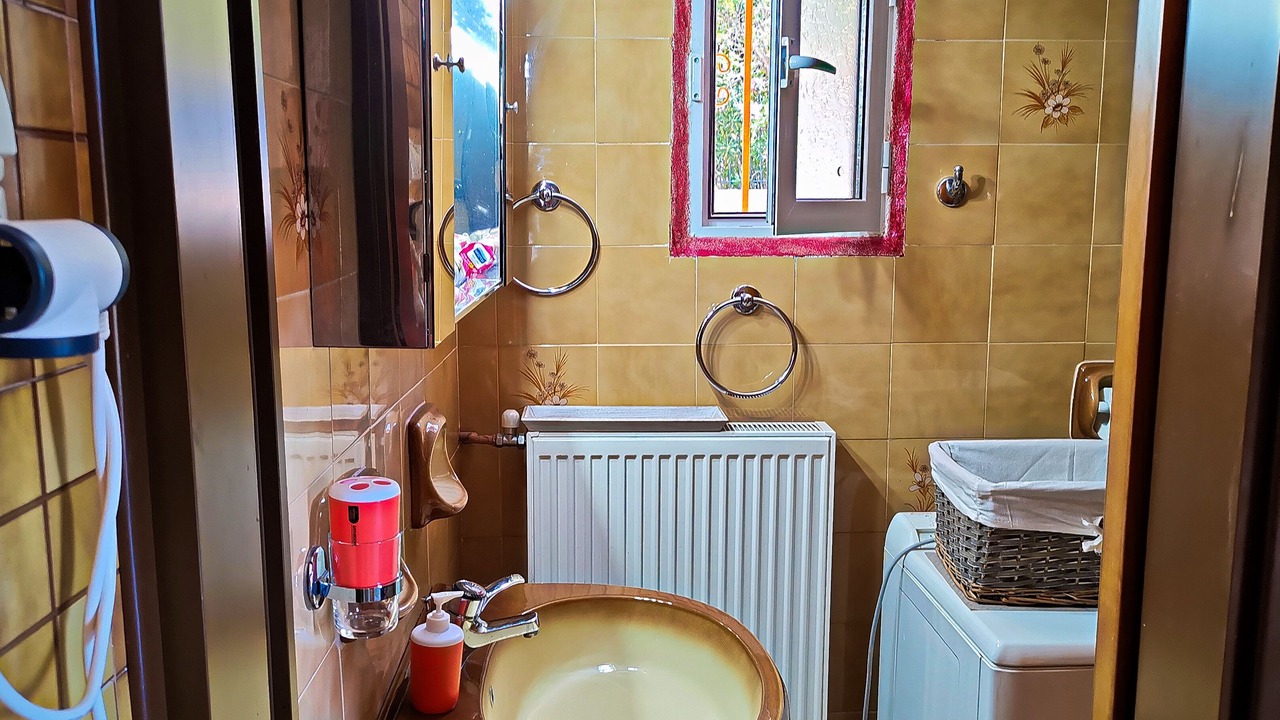 Photo of Bathroom in Salamis