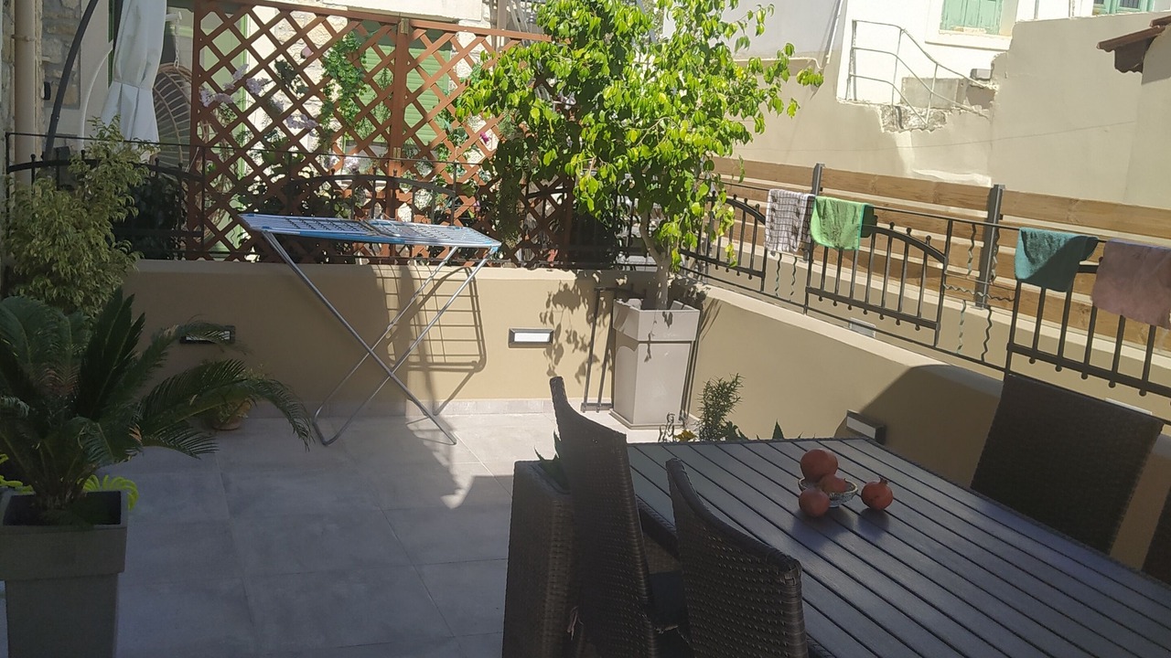 Photo of Outdoor in Petrokefalion