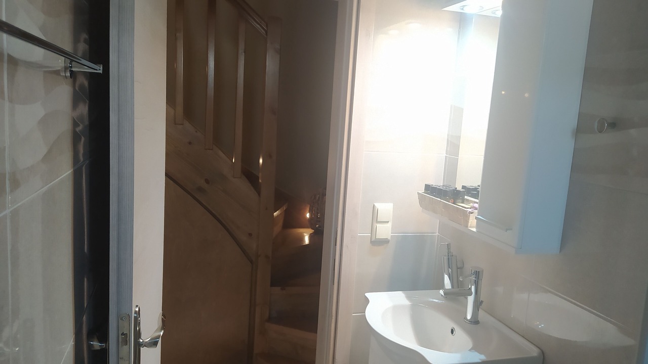 Photo of Bathroom in Petrokefalion