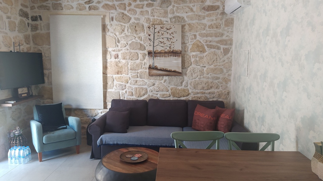 Photo of Livingroom in Petrokefalion