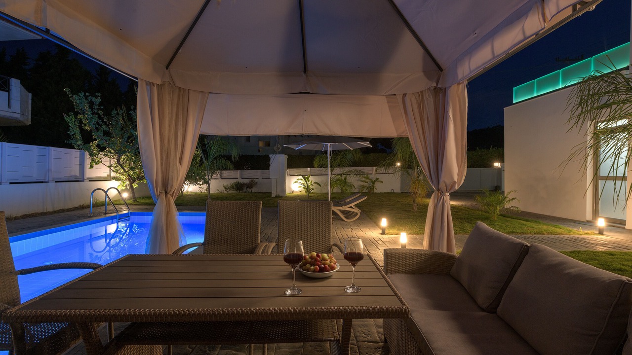 Photo of Outdoor in Ixia