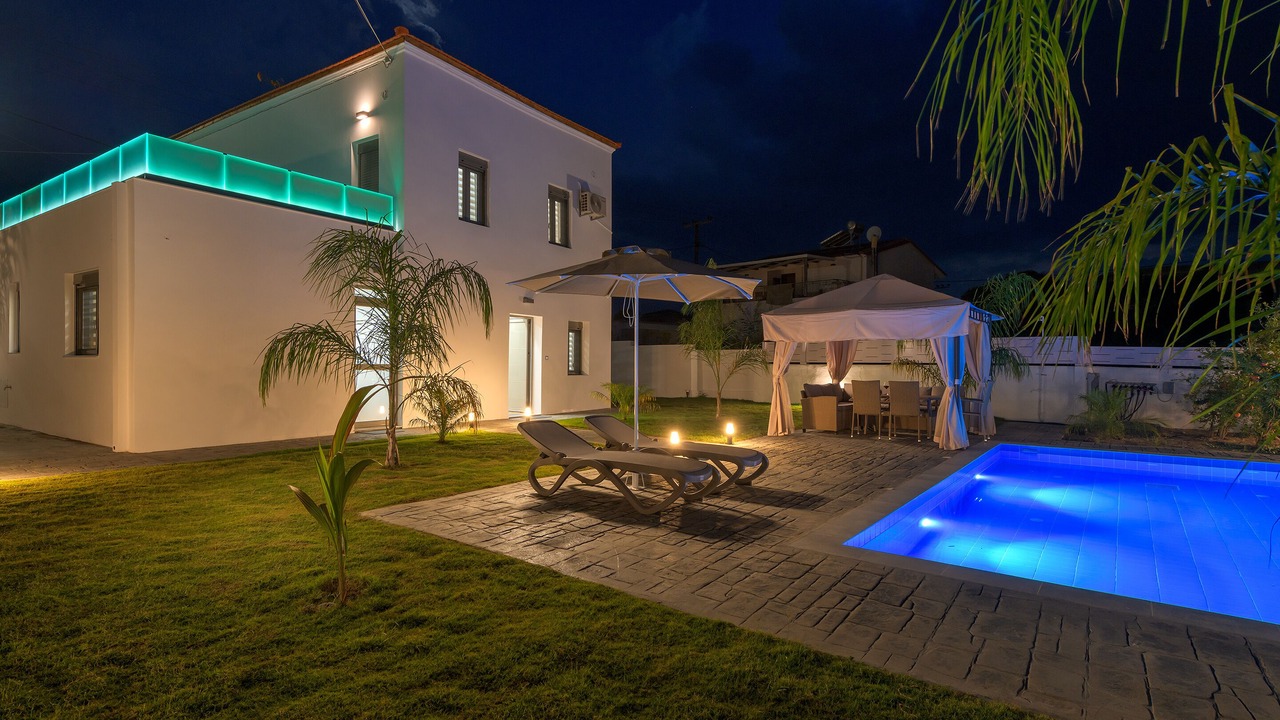 Photo of Outdoor in Ixia