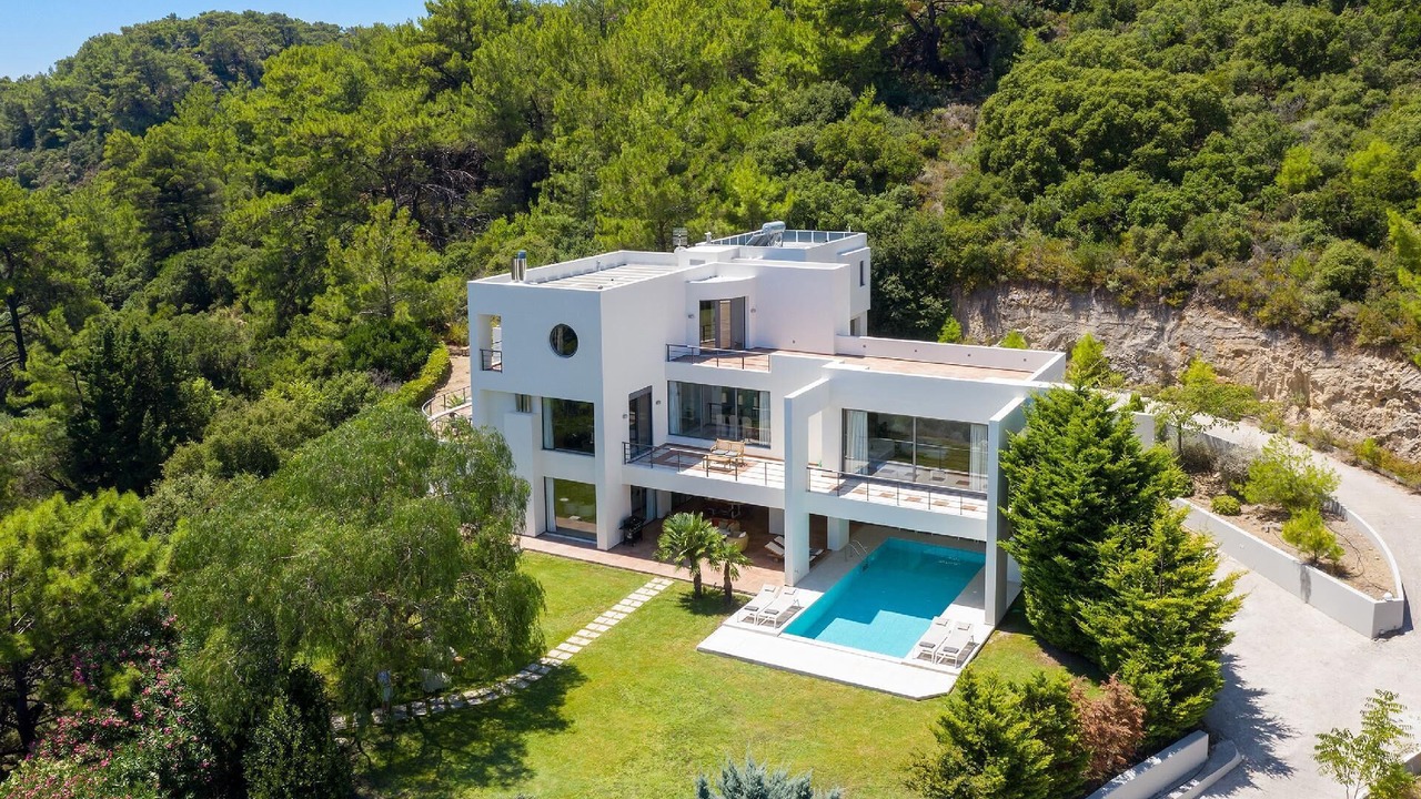 Photo of Outdoor in Ixia