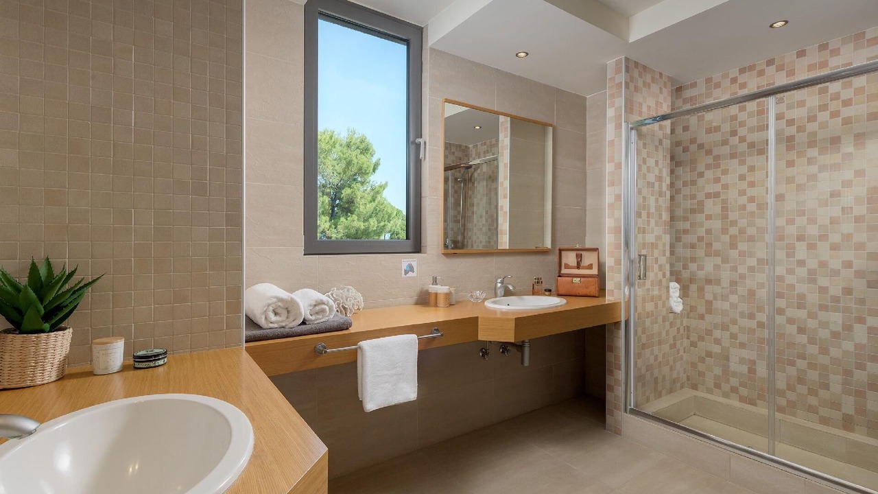 Photo of Bathroom in Ixia