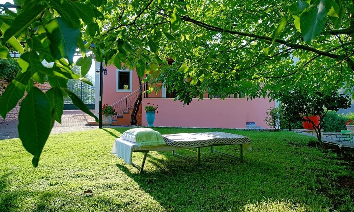 Photo of Outdoor in Trifylia